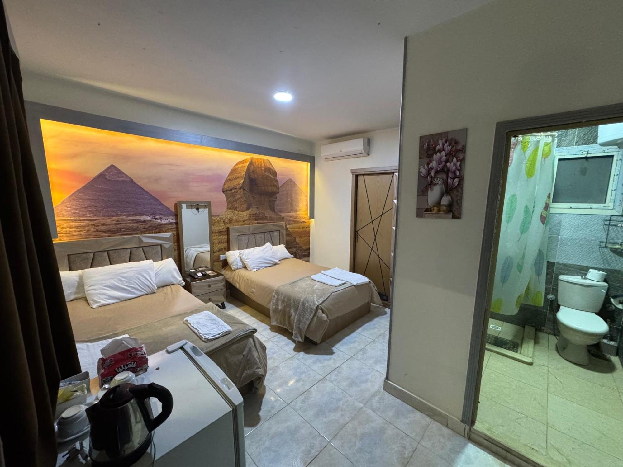 Nefertiti Pyramids View Hotel Cairo Exterior photo